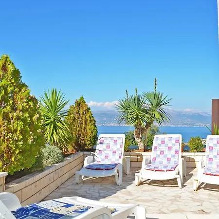 Apartment Leone