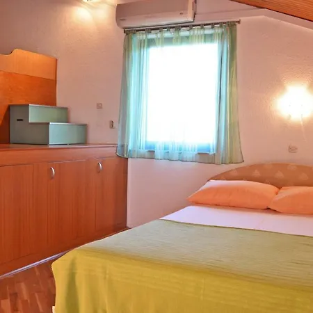 Apartment Leone Slatine